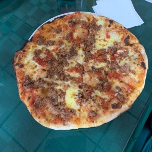 Pizza con albondigas