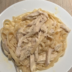 Pasta en salsa blanca