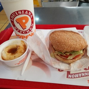 combo de emparedado cajun