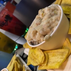 Ceviche de Corvina con Salsa Inglesa con coco 