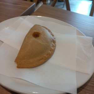 empanada ropa vieja