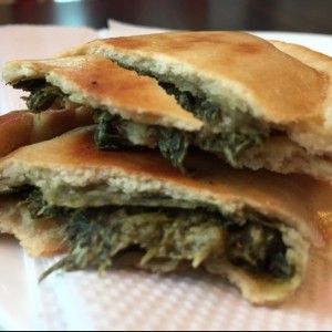 Empanada de espinaca y queso
