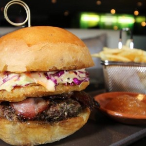 Emparedados - Hamburguesa Saril