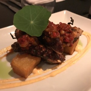 Pulpo a la brasa.