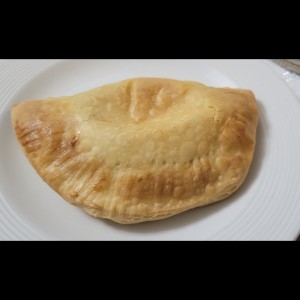 Empanada Artesana de Queso