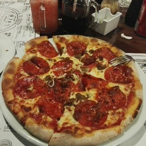 pizza 3 mear
