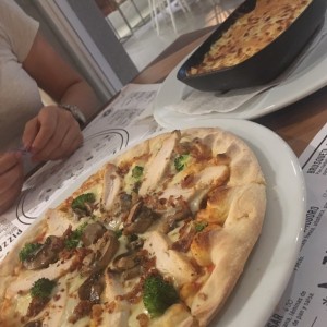 pizza rustica y lasagna de pollo