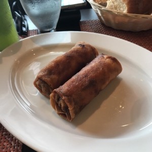 Entradas - Lumpias (2 piezas)