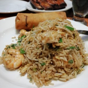 Arroz Frito con Camarones