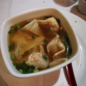 sopa de wanton