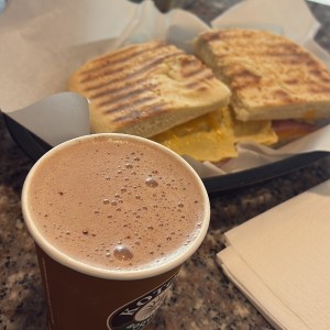 Desayunos - Panini Bistró