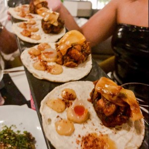 tacos de cochinillo