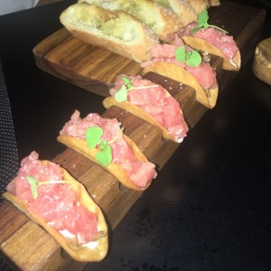 Tacos de salmon.