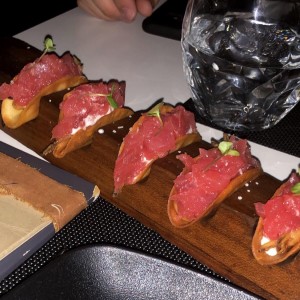 Tuna tacos