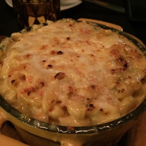 Lobster mac & cheese