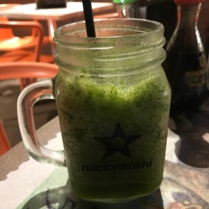 limonada de hierba buena