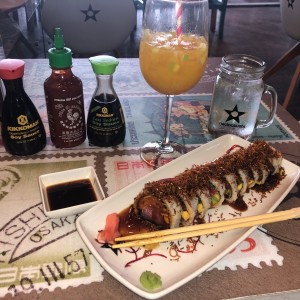 Amor Disco Roll y Sangria de Mango
