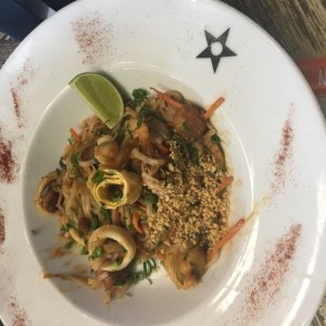 Phad Thai de Mariscos