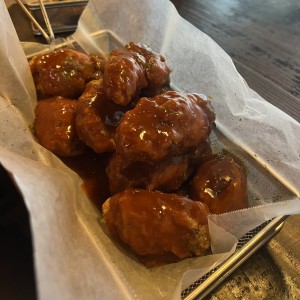 10 Spicy Barbecue Chicken Wings