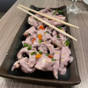 APERITIVOS - Pulpo al Olivo