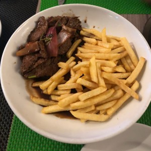 Lomo salteado 