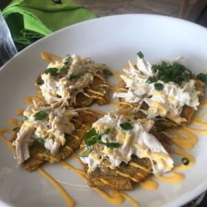 patacones con pollo