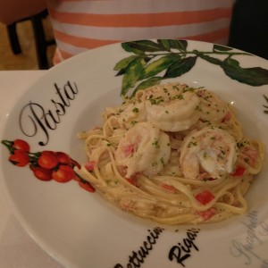Pasta con camarones