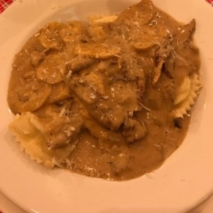 raviolis con ricotta y fingi porccini