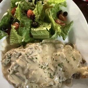 Pechuga de Pollo Al Funghi