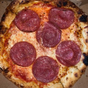 Pizza de salami