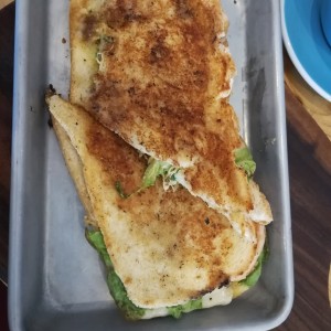 emparedado de pollo