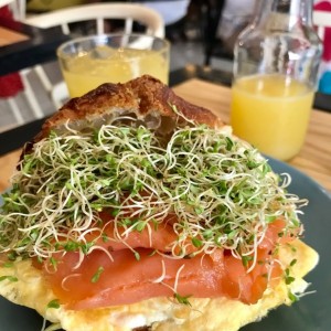 Croisant de salmon