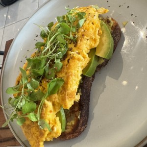 Tostadas - Aguacatadas