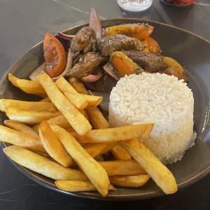 Lomo Saltado