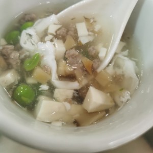 Sopa de carne molida