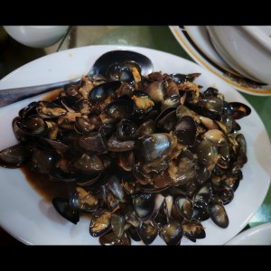 Mariscos - Almejas Con Salsas de frijoles negros