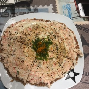 Sushi pizza de cangrejo