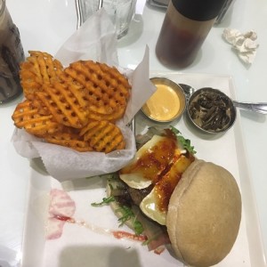 Le Clash (1/4 lb)