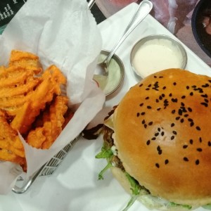 Hamburguesa con mis ingredientes