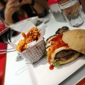 Le Clash (1/4 lb)