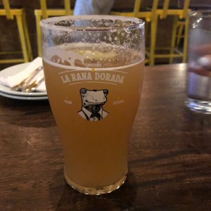 Chelada con cerveza de temporada de Tamarindo