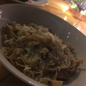 Pasta trufada de la casa