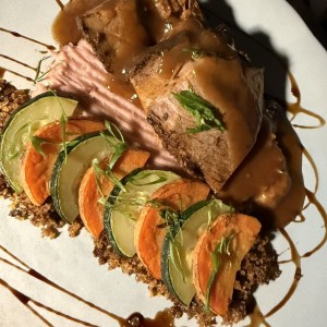 Puerco con vegetales