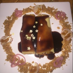 canelones de cochinillo con chicharron