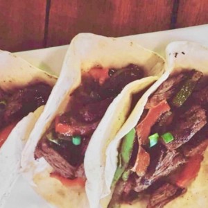 taquitos de carne