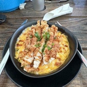 Mac and cheese de pollo