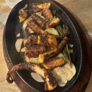Platos Fuertes - Pulpo