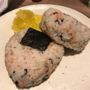 onigiri de salmon