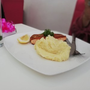 filete de pescado asado