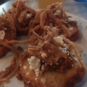 Crostini Romesco